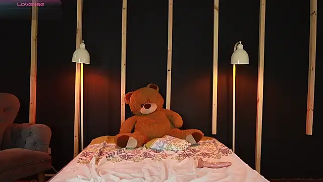 xamixa  online show from February 2025 04:04:01 PM