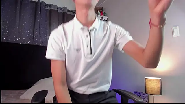 NovaaWheler online show from January 2026 01:04:02 PM