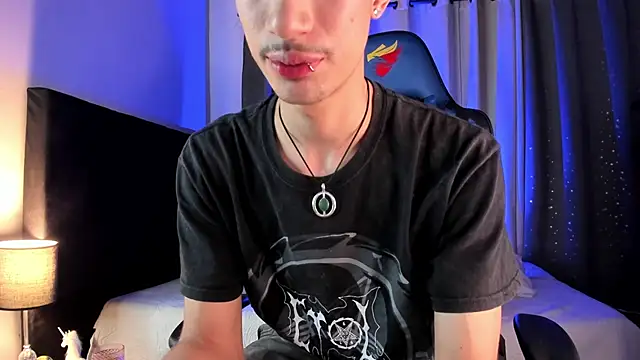 NovaaWheler online show from October 2025 07:40:01 PM