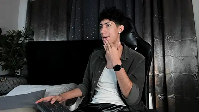 NovaaWheler online show from March 2026 11:26:02 AM