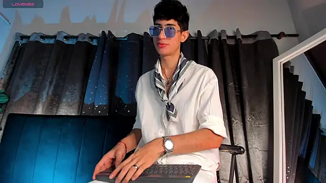 NovaaWheler online show from February 2026 12:16:01 PM