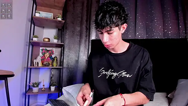 NovaaWheler online show from October 2025 01:54:02 PM