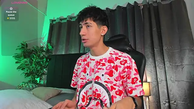 NovaaWheler online show from March 2026 10:42:01 AM