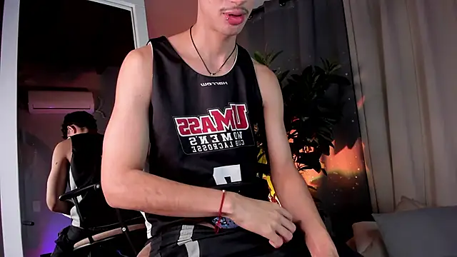 NovaaWheler online show from October 2025 12:50:01 PM