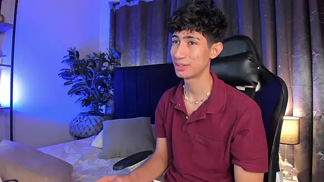 NovaaWheler online show from March 2026 10:11:02 AM