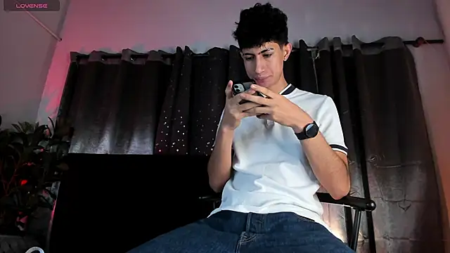 NovaaWheler online show from March 2026 12:00:01 PM