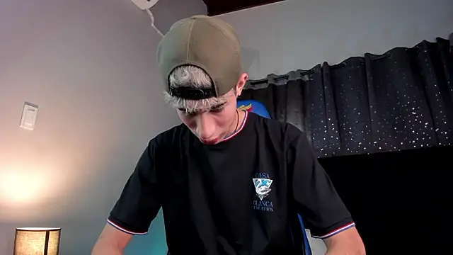 NovaaWheler online show from January 2026 12:30:01 PM