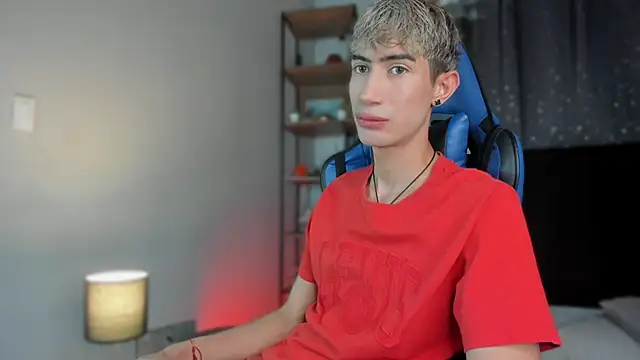 NovaaWheler online show from January 2026 12:20:01 PM