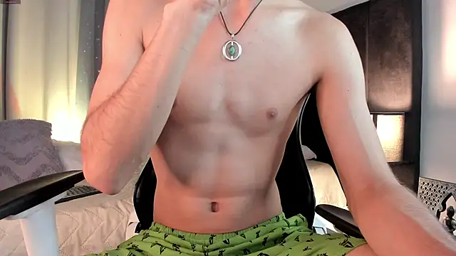 NovaaWheler online show from September 2025 03:55:01 PM