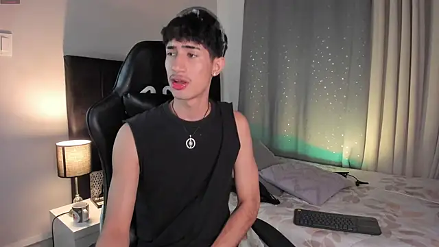 NovaaWheler online show from September 2025 09:29:01 PM