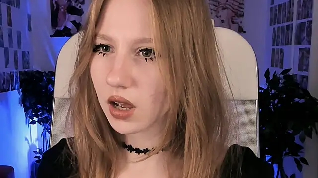 Snapshot of DariaTate chatting on September 2025 11:54:02 AM DariaTate online show from September 2025 11:54:02 AM