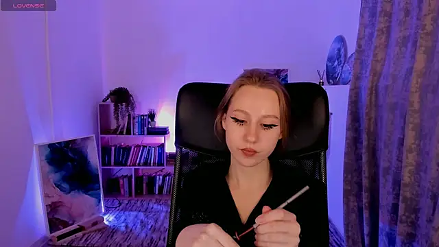 Snapshot of DariaTate chatting on March 2025 02:44:01 PM DariaTate online show from March 2025 02:44:01 PM