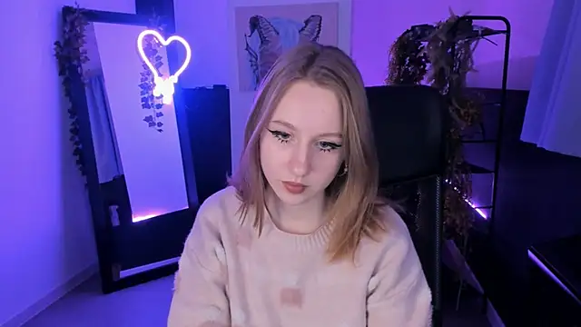 Snapshot of DariaTate chatting on March 2025 08:35:01 AM DariaTate online show from March 2025 08:35:01 AM