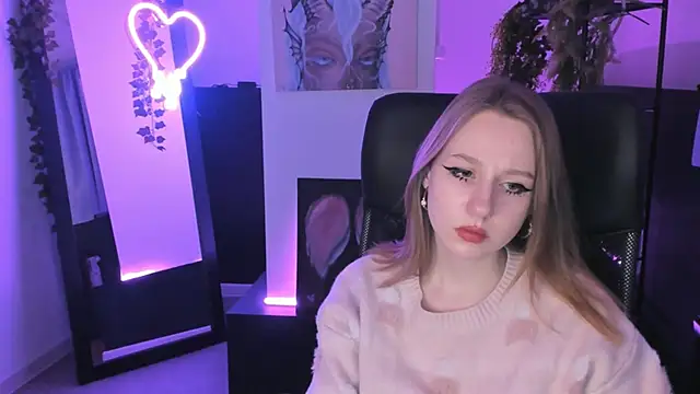 Snapshot of DariaTate chatting on March 2025 11:40:01 AM DariaTate online show from March 2025 11:40:01 AM