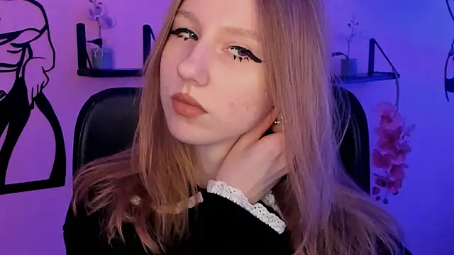 Snapshot of DariaTate chatting on September 2025 08:59:01 AM DariaTate online show from September 2025 08:59:01 AM