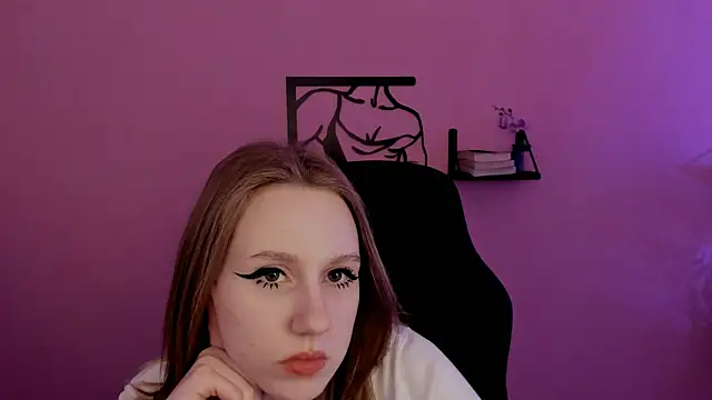 Snapshot of DariaTate chatting on February 2025 02:52:01 PM DariaTate online show from February 2025 02:52:01 PM