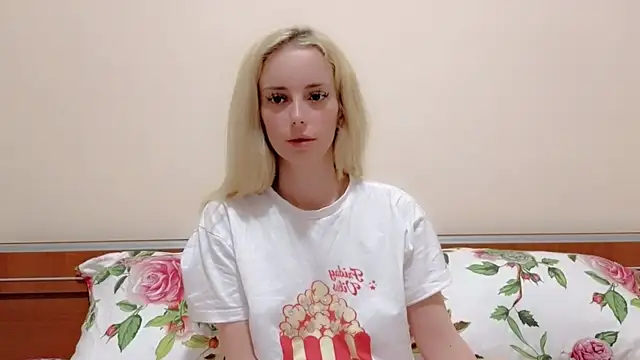 ChristiHanson online show from April 2026 01:24:02 AM