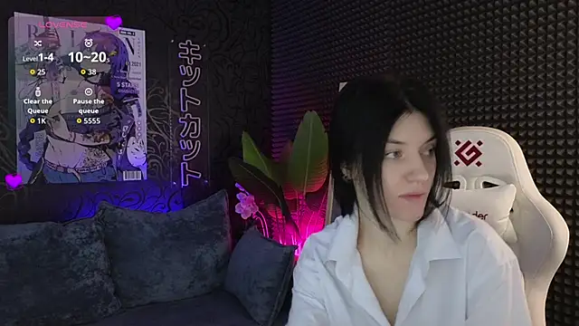 roxy riot  online show from September 2025 01:23:02 AM