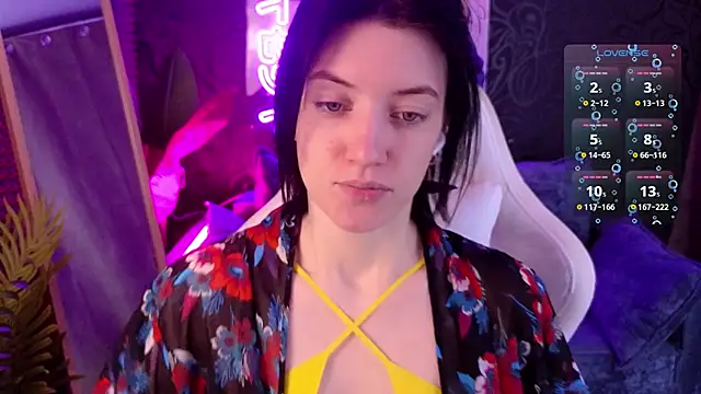 roxy riot  online show from December 2025 01:27:01 AM