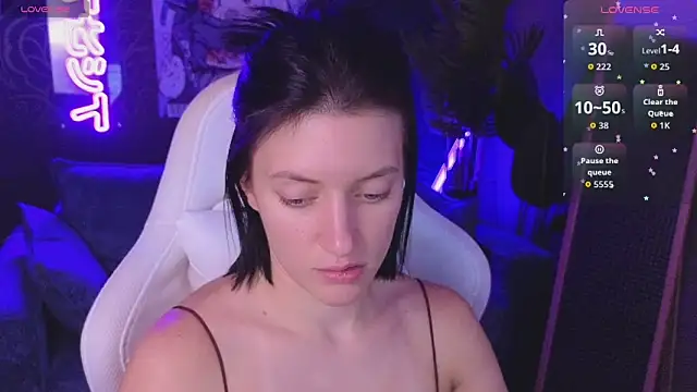 roxy riot  online show from April 2026 05:08:02 AM