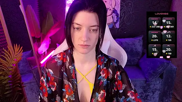 roxy riot  online show from December 2025 01:32:02 AM