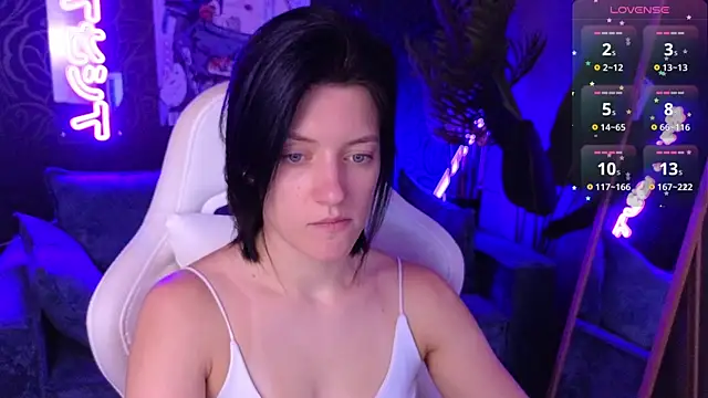 roxy riot  online show from March 2026 01:29:01 AM