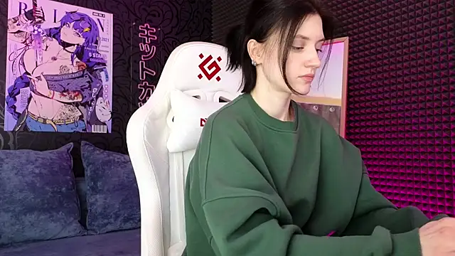 roxy riot  online show from March 2025 01:26:01 AM