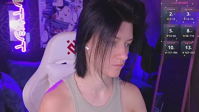 roxy riot  online show from April 2026 01:34:02 AM