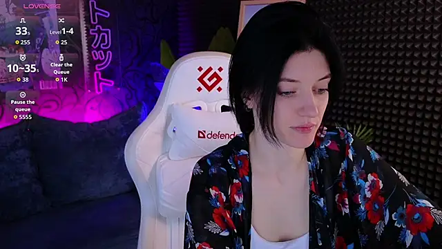 roxy riot  online show from October 2025 01:26:01 AM