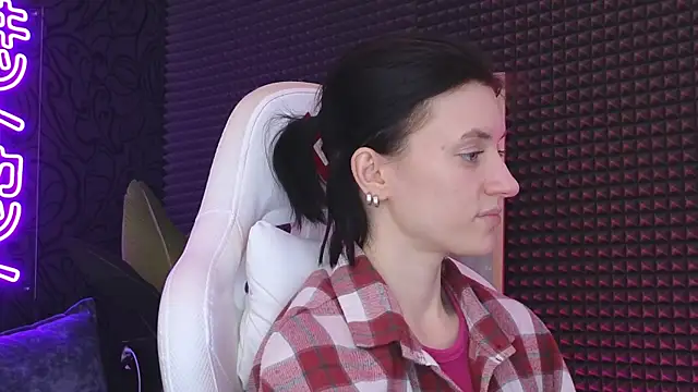 roxy riot  online show from March 2025 07:35:02 AM