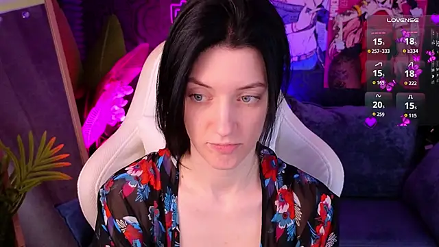 roxy riot  online show from October 2025 01:29:01 AM