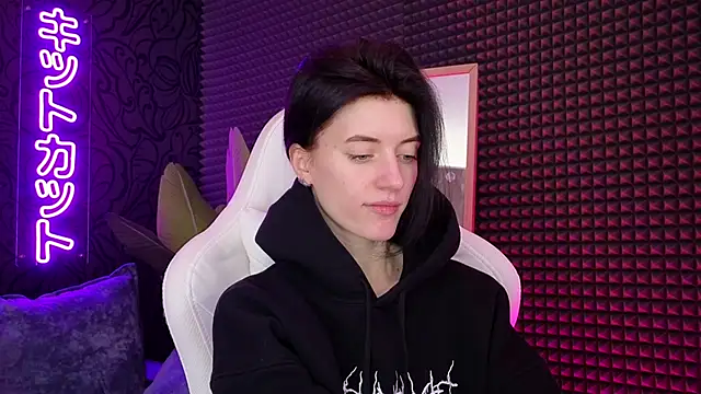 roxy riot  online show from March 2025 04:41:02 AM