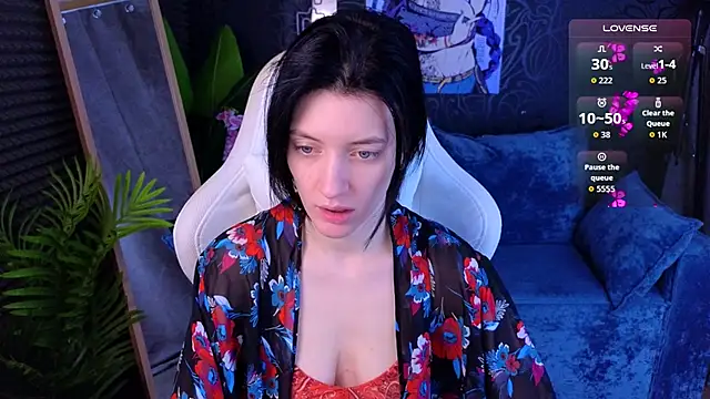 roxy riot  online show from November 2025 01:31:02 AM