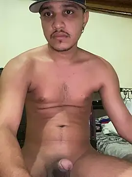 Snapshot of daniel6916 chatting on March 2025 11:26:02 PM daniel6916 online show from March 2025 11:26:02 PM