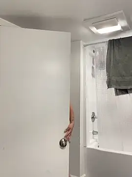 grassXass420 online show from November 2025 01:49:02 AM