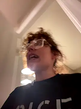 Snapshot of grassXass420 chatting on October 2025 02:33:02 AM grassXass420 online show from October 2025 02:33:02 AM