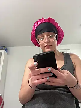 grassXass420 online show from February 2026 02:43:02 AM