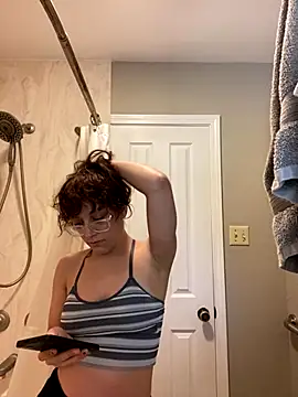 Snapshot of grassXass420 chatting on September 2025 08:27:02 PM grassXass420 online show from September 2025 08:27:02 PM