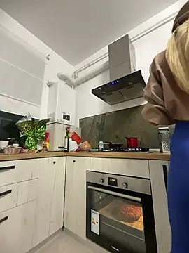 BonyBon29 online show from April 2026 06:35:02 PM