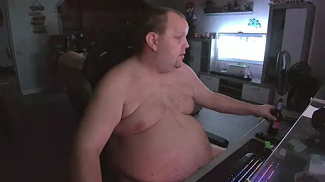 Hotfire-112 online show from April 2026 10:13:01 PM