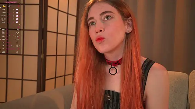 Snapshot of Erza_aa chatting on June 2026 04:02:02 AM Erza aa online show from June 2026 04:02:02 AM