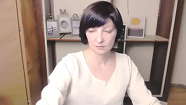  AngeliaFlow  online show from April 2026 08:38:02 AM