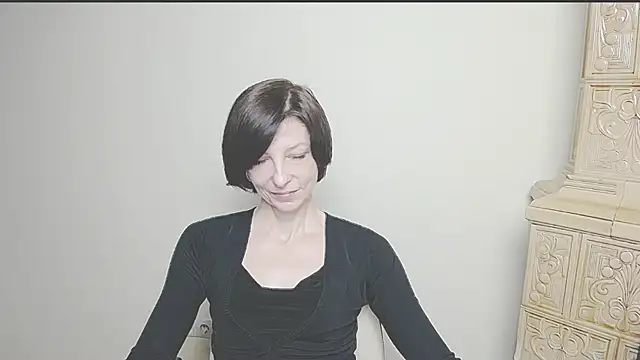 Snapshot of _AngeliaFlow_ chatting on March 2025 07:25:02 AM AngeliaFlow online show from March 2025 07:25:02 AM