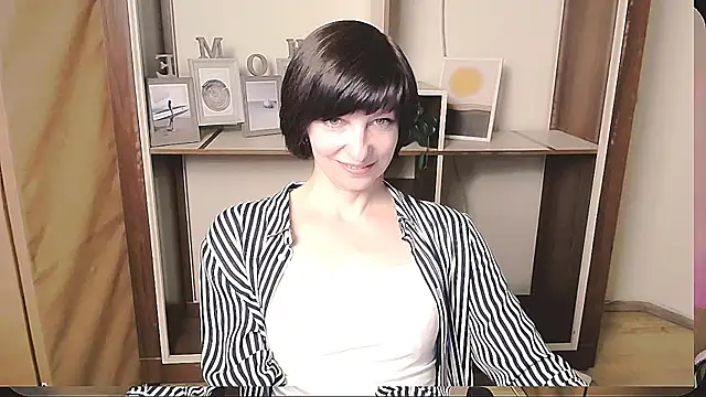  AngeliaFlow  online show from May 2026 08:33:01 AM