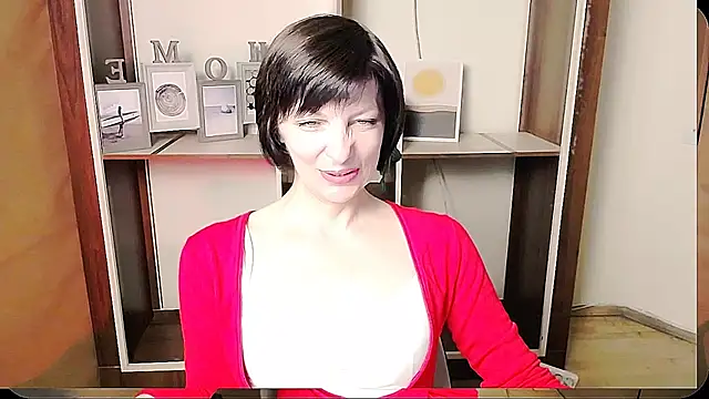 Snapshot of _AngeliaFlow_ chatting on June 2026 08:13:01 AM AngeliaFlow online show from June 2026 08:13:01 AM
