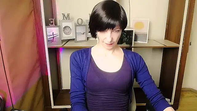  AngeliaFlow  online show from January 2026 11:14:01 AM