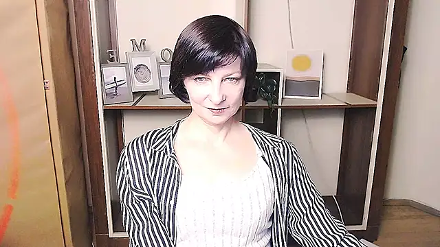  AngeliaFlow  online show from April 2026 08:20:02 AM