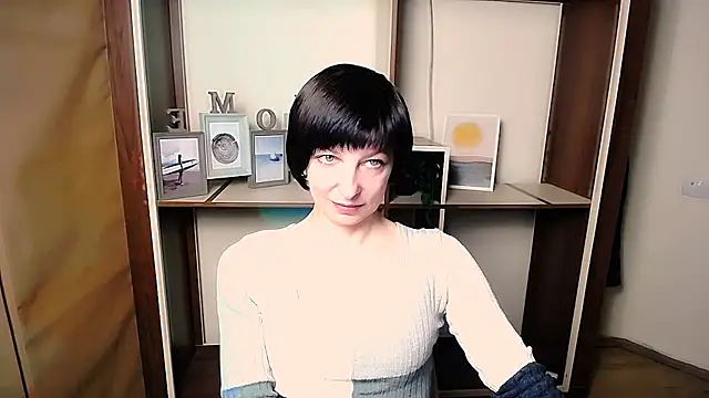  AngeliaFlow  online show from February 2026 09:21:02 AM