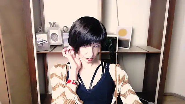  AngeliaFlow  online show from November 2025 12:38:02 PM