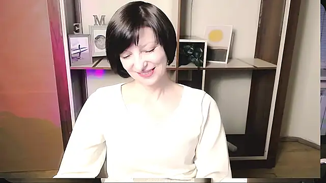  AngeliaFlow  online show from May 2026 08:35:02 AM